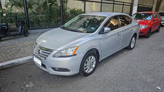 NISSAN SENTRA 2.0 SV 16V FLEX 4P AUTOMÁTICO